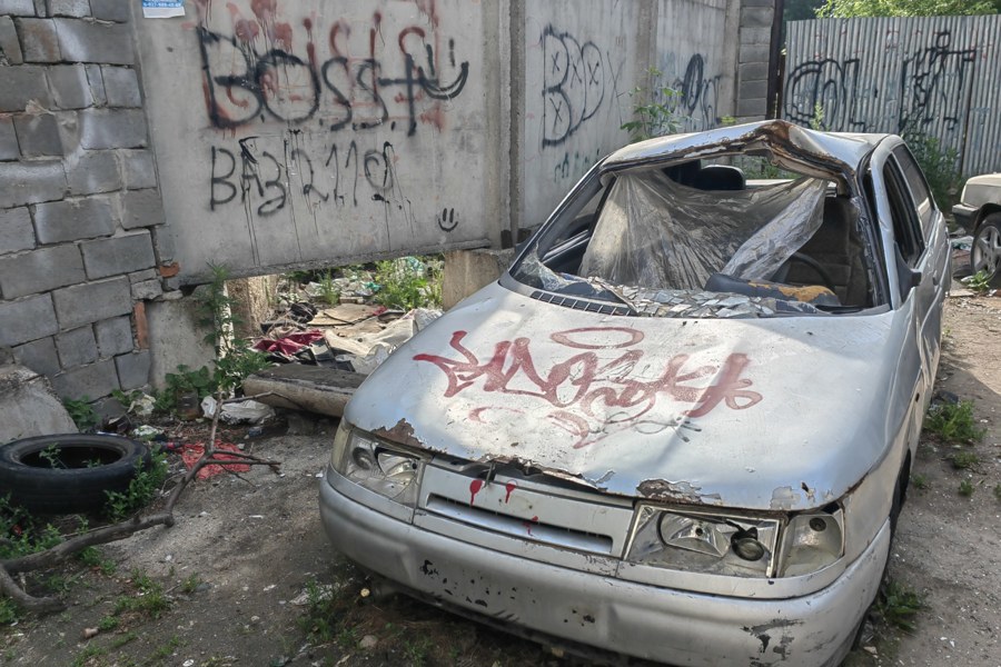 В Чебоксарах разыскивают владельцев брошенных автомобилей