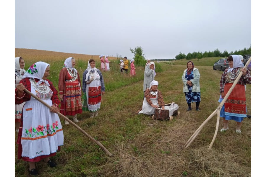 11 июля в Старочукальском сельском поселении прошел районный фольклорный фестиваль «Сенокос»