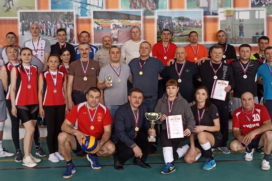 Состоялся турнир по волейболу на Кубок главы Янтиковского муниципального округа