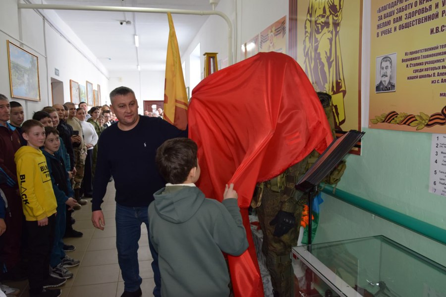 В Ермошкинской школе состоялось значимое событие, посвящённое Дню защитника Отечества