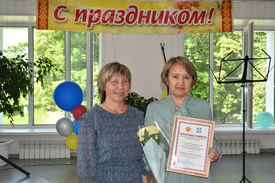 В Козловской центральной районной больнице прошло праздничное мероприятие, посвящённое Дню медицинского работника