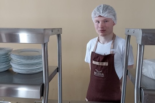 Инвалидность не помешала Дмитрию из Вурнар устроиться на любимую работу. А помог ему в этом центр занятости