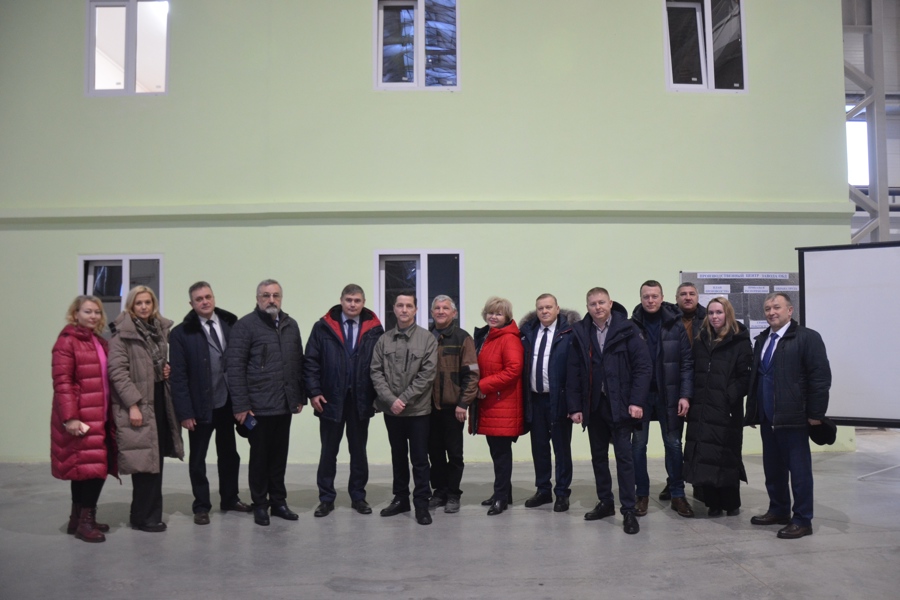 Делегация Нижегородской области на новом заводе объемно-блочного домостроения в Чебоксарах