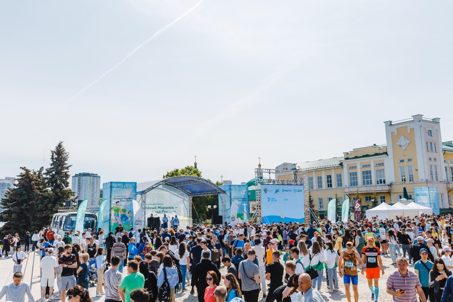 Семейный фестиваль «Зеленый марафон-Вода России» собрал более 8 тысяч участников в Чебоксарах