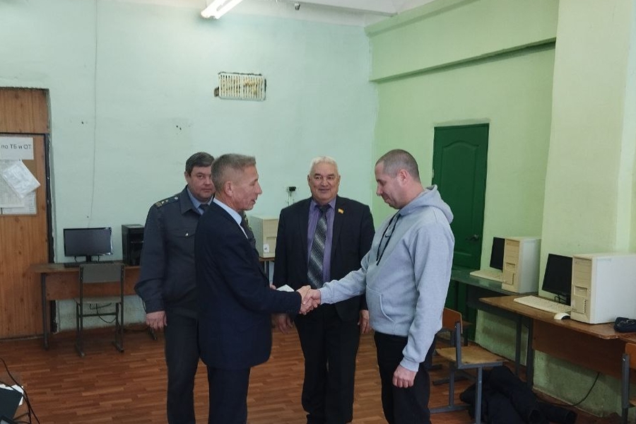Владимир Димитриев с рабочим визитом посетил Ядринский агротехнический техникум