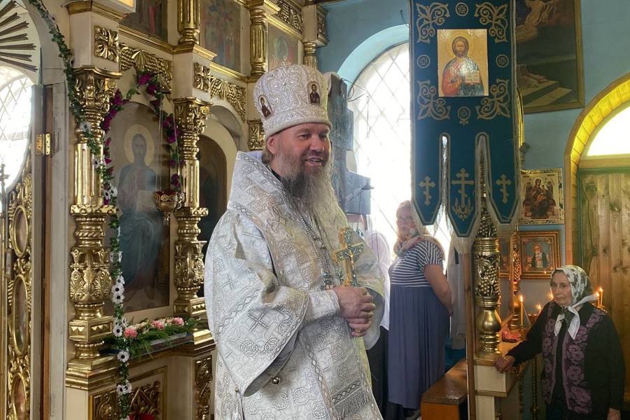 В Неделю 7-ю по Пасхе, святых отцов I Вселенского Собора епископ Стефан совершил Божественную литургию в храме Рождества Христова с. Новые Шимкусы