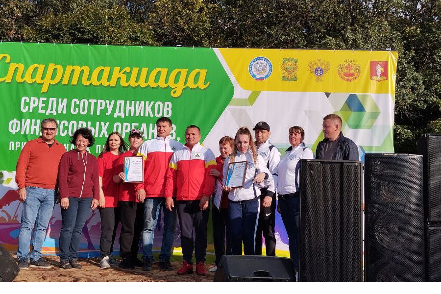 Команда финансового отдела администрации Чебоксарского муниципального округа также приняла участие в спартакиаде