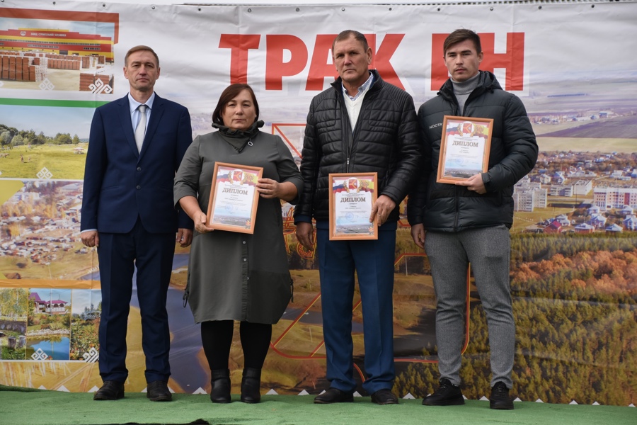 В Красноармейском муниципальном округе труженики села отметили свой профессиональный праздник задорно, с песнями и плясками