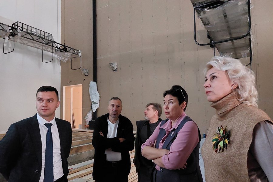 Татьяна Казакова проинспектировала строительство Центра культурного развития в Цивильске