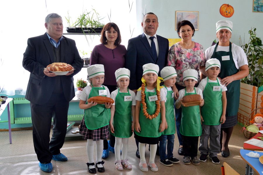 В детском саду № 1 села Янтиково открылась агролаборатория