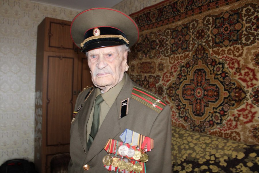 Вековой юбилей отмечает ветеран Великой Отечественной войны Николай Пискун