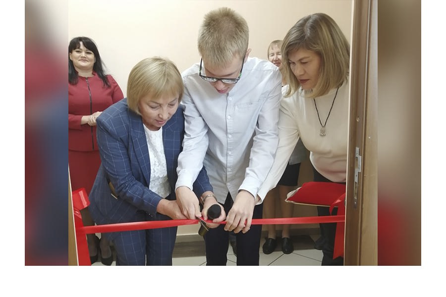 В Чувашской республиканской специальной библиотеке для слепых открылся компьютерный класс для людей с инвалидностью