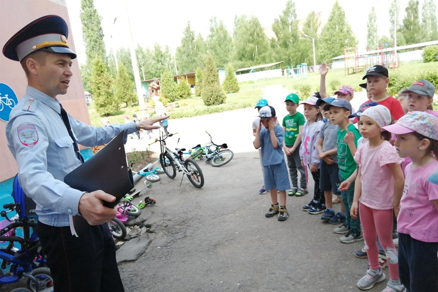Воспитанники детского сада «Калинки» осваивают правила дорожного движения