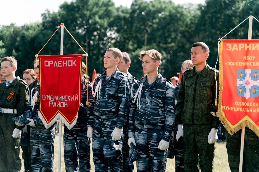 В 27 регионах страны в День памяти и скорби прошла акция Знание.Герои