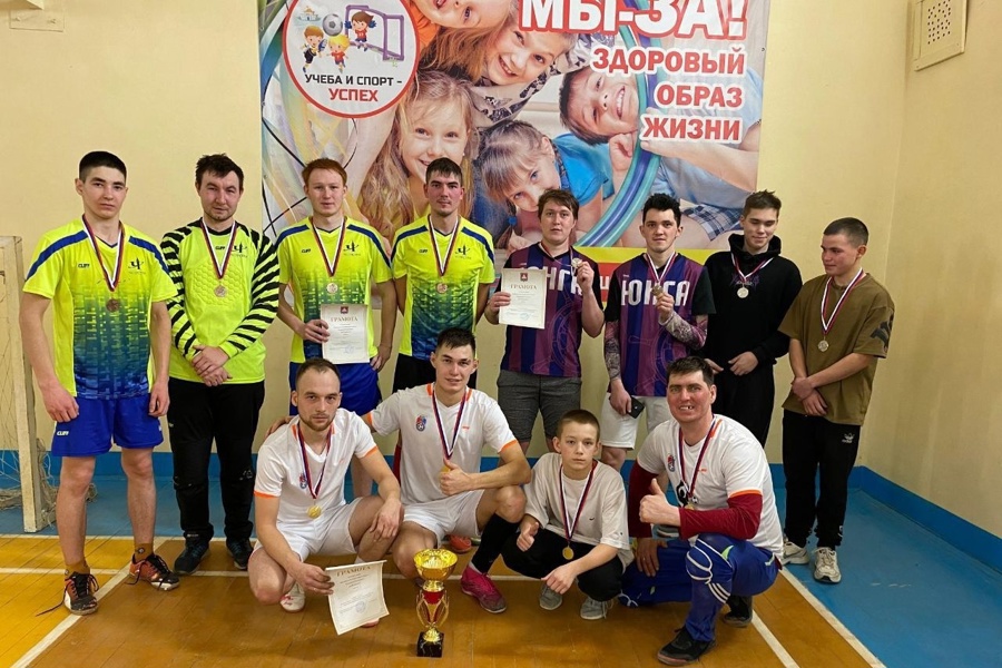 6 января в селе Юваново прошел рождественский турнир по мини-футболу.