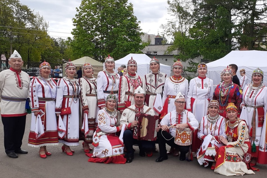 Участник Всечувашского праздника «Акатуй» - Фольклорный ансамбль «Ентеш» (г.Москва)