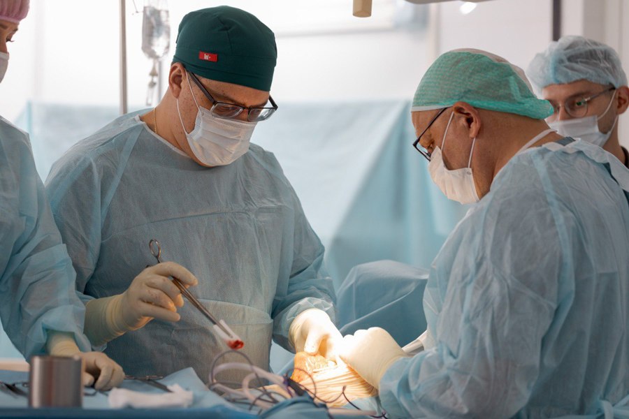 Хирурги Чувашии удалили раковую опухоль и аневризму за одну операцию