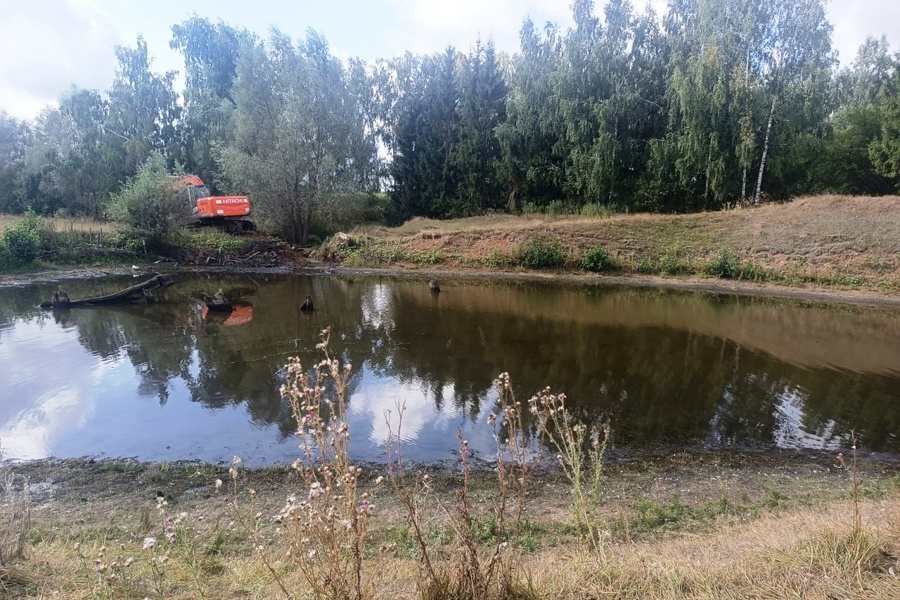 В д. Егоркино ведутся работы по устройству противопожарного водоема