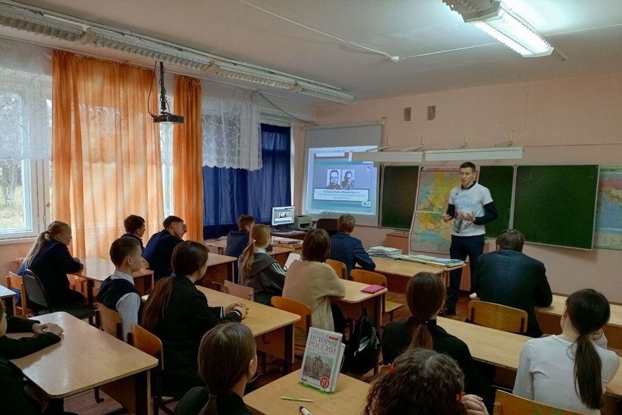 В Ядринском округе проходит Всероссийский урок «Памяти разведчиков Великой Отечественной войны» ⁣