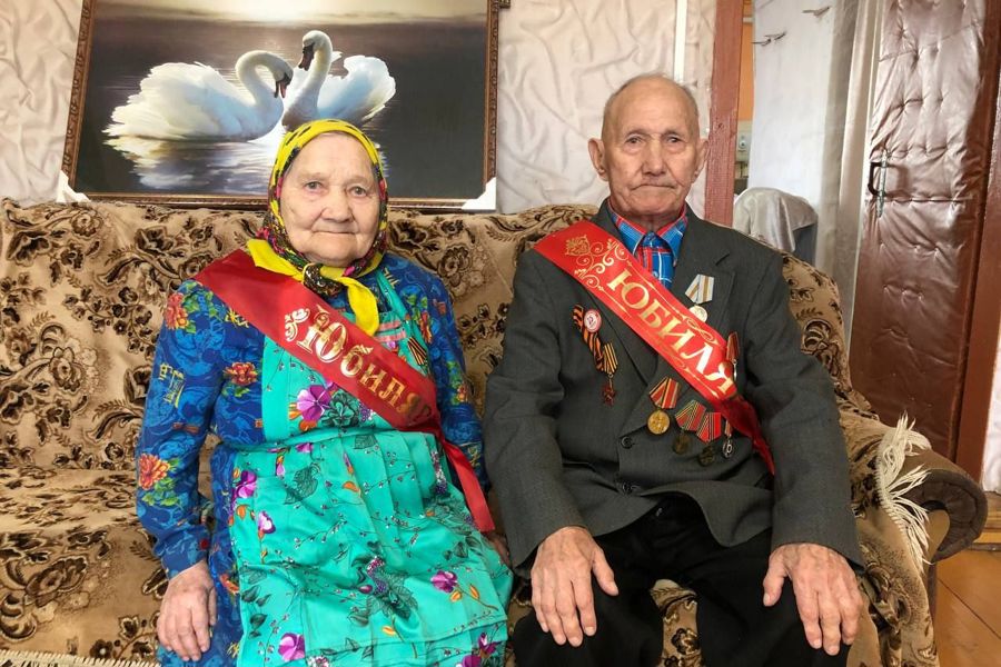 65 лет вместе - «железный» юбилей семейной жизни отметили супруги Табаковы из д.Подлесное