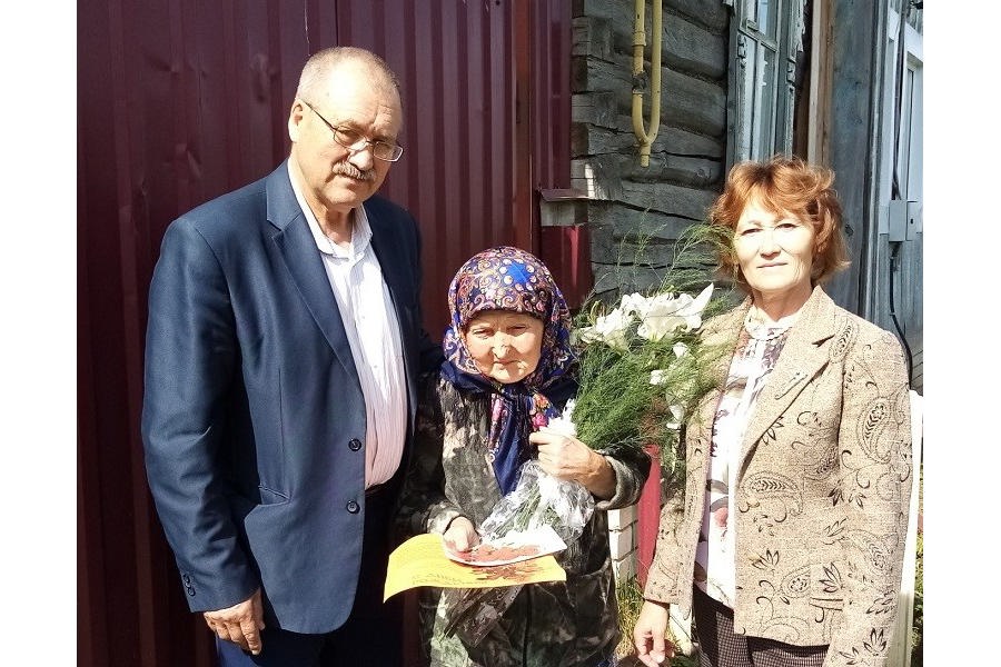 80-летний юбилей отметила жительница д. Сириккасы Галина Андреева