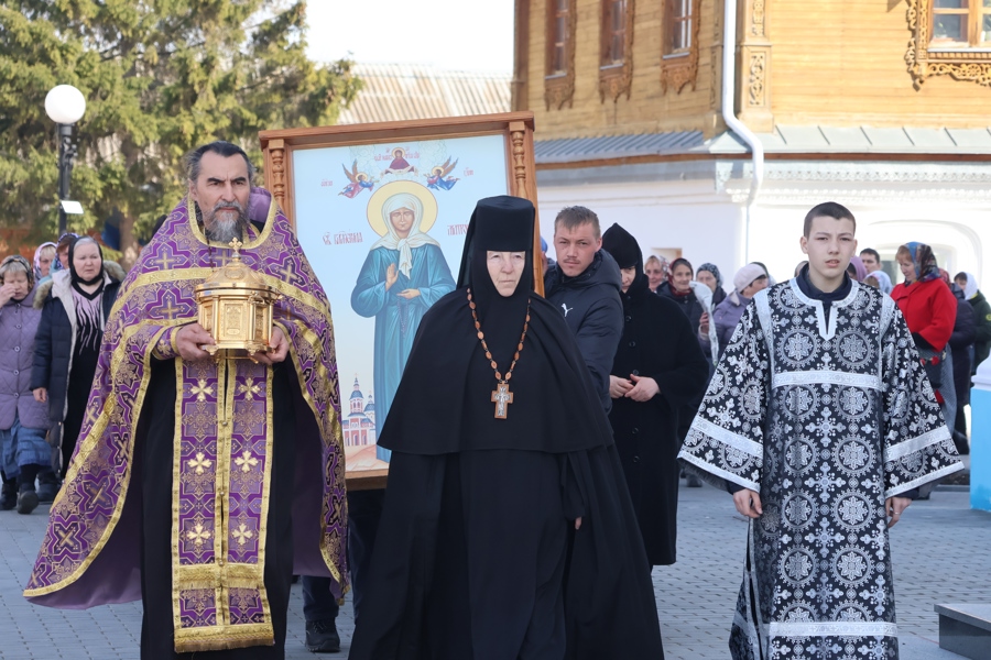 В Цивильский округ прибыли православные Святыни