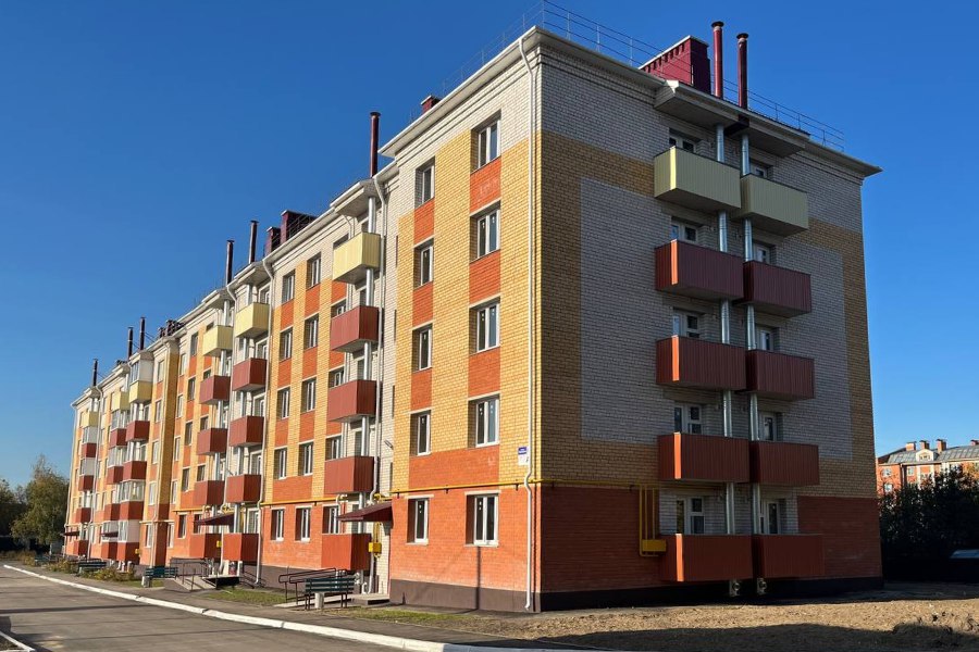 В городе Шумерля введен в эксплуатацию многоквартирный дом по республиканской программе переселения граждан из аварийного жилья.