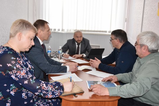 В рамках Единого информационного дня министр строительства Павел Данилов провел в Шумерле прием граждан по личным вопросам