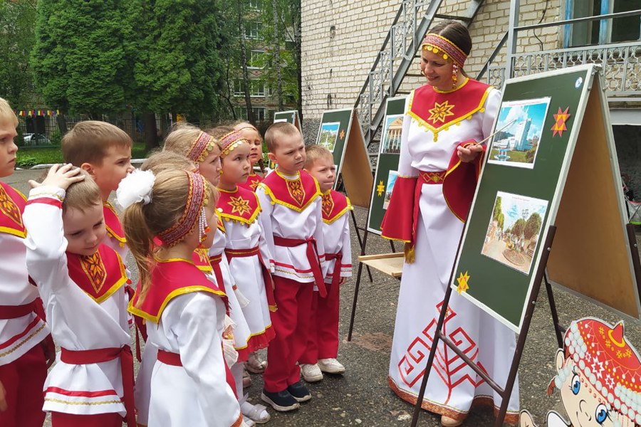 День Республики в детских садах Чебоксар: от творческих выставок до мастер-классов по вышивке