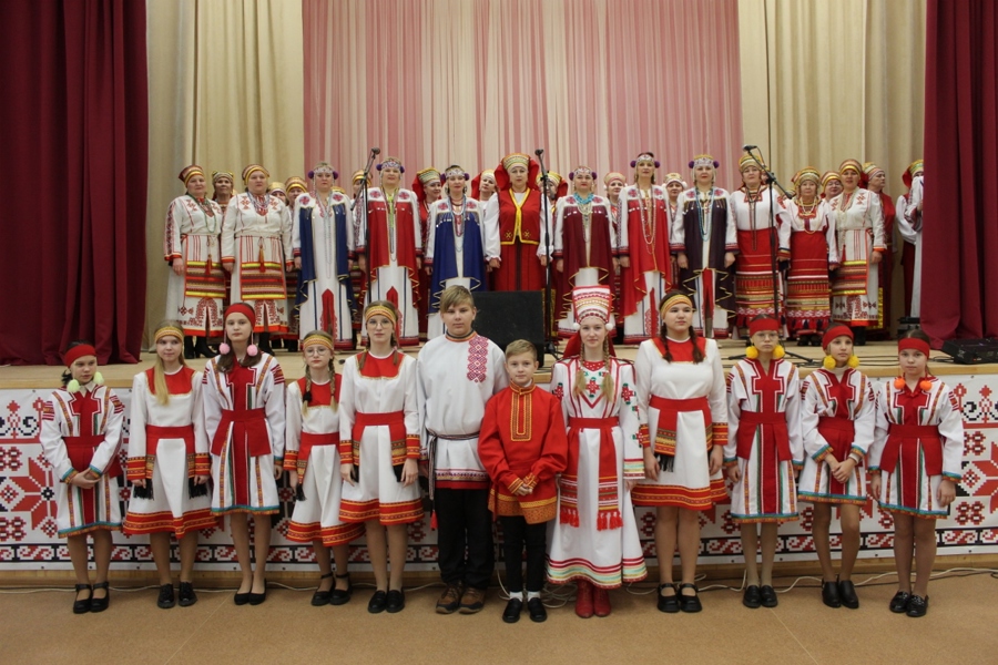 В Порецком округе прошел Межрегиональный фестиваль сельских фольклорных коллективов «Поет село родное - Арта!»