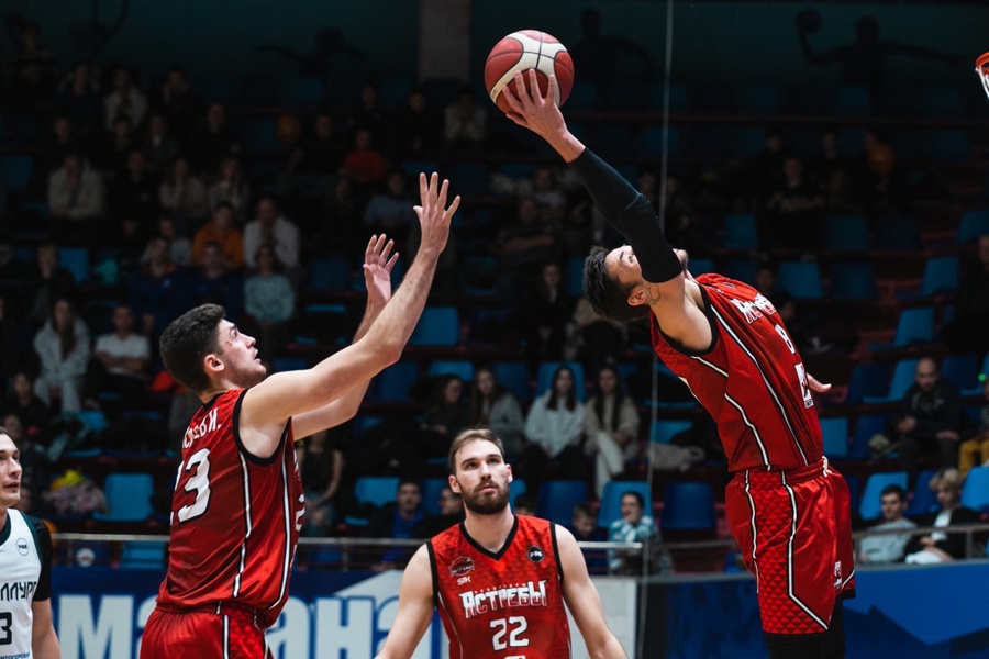 Баскетбольная команда Чувашии «Чебоксарские Ястребы» сыграет с БК «Нефтехимик»