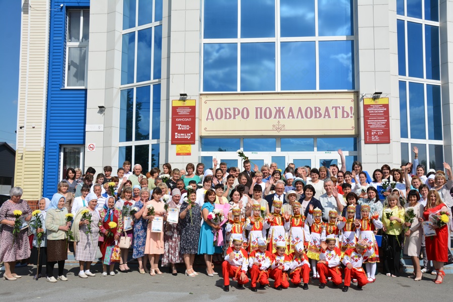 В Батыревском муниципальном округе проведено торжественное мероприятие в честь Дня медицинского работника.