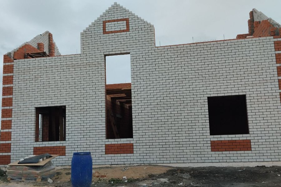 В Подлесных Шигалях строится новый дом для многодетной семьи