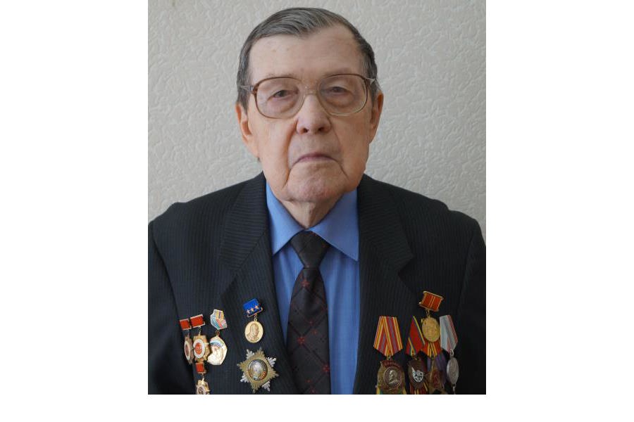 95-летний юбилей отметил Соловьев Валентин Сергеевич