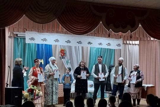 Бикшикский народный театр очередной театральной постановкой в Татарстане