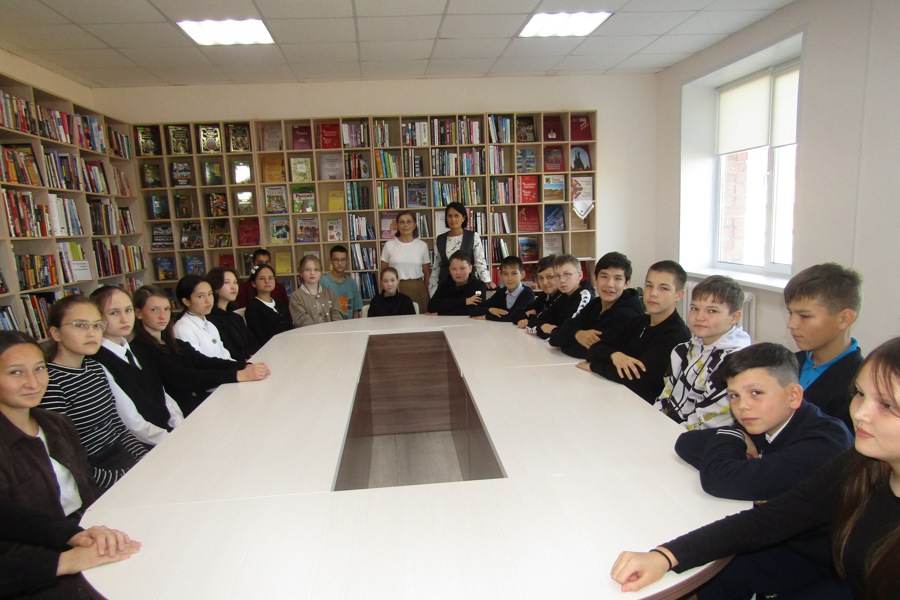 В Аликовской центральной библиотеке прошло мероприятие на тему «Профилактика асоциального поведения несовершеннолетних»
