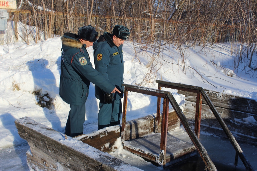 В Шемуршинском муниципальном округе провели проверку безопасности Крещенских купелей