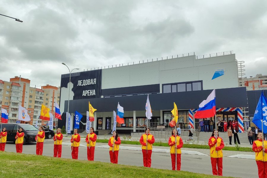 В мкр. Новый город появился ледовый каток