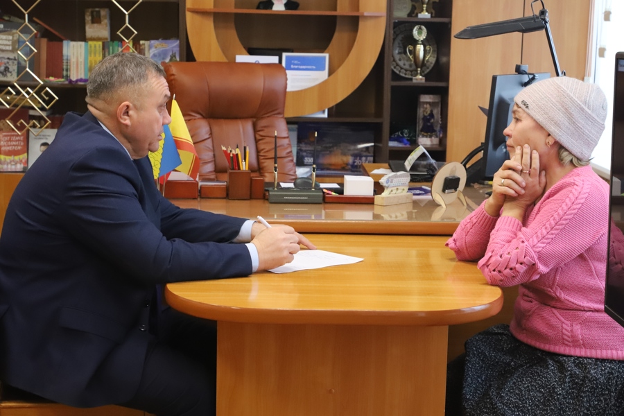 Глава Комсомольского муниципального округа Николай Раськин провел прием граждан по личным вопросам