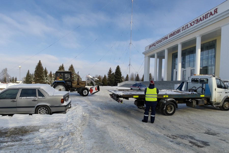 Транспорт, мешающий уборке снега, подлежит эвакуации
