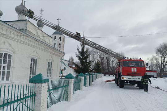 Проведены тренировочные пожарно-тактические учения