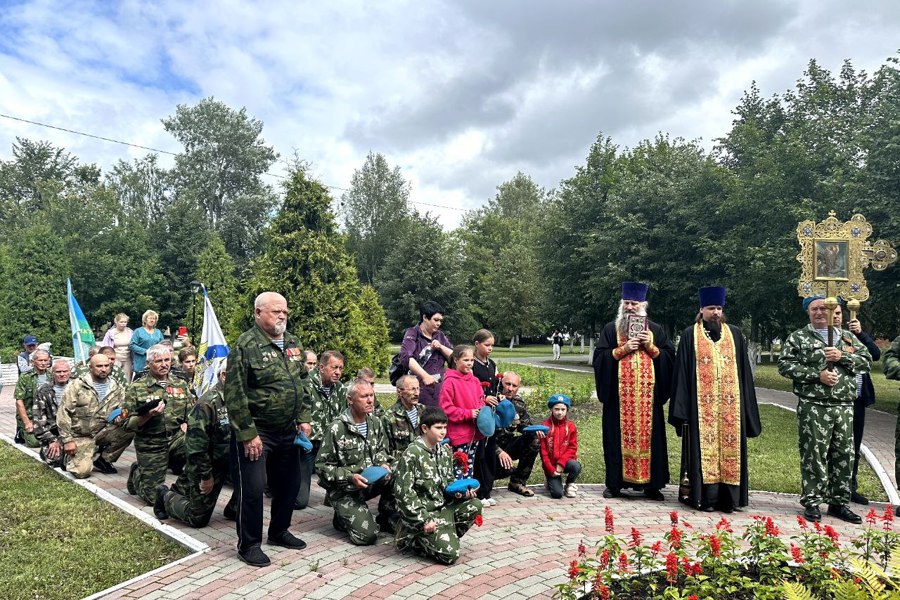 Крестный ход, посвященный Дню воздушно-десантных войск