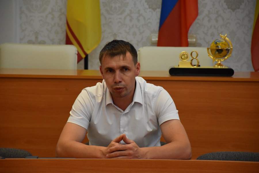 Глава Красноармейского муниципального округа Павел Семенов провел встречу с жителями муниципального округа