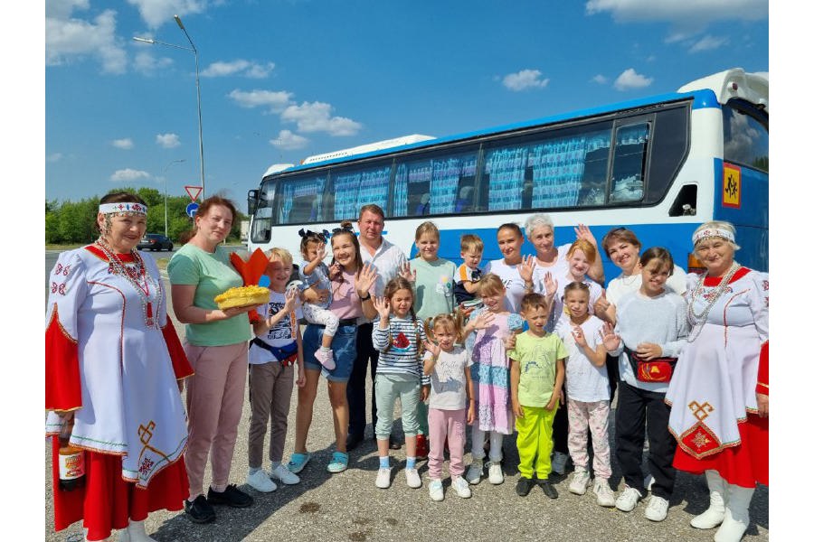 «Успешная семья Приволжья»: на козловской земле встретили семью Фархутдиновых из Башкортостана