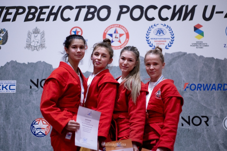 Самбисты Чувашии выиграли медали первенства России в Кстово