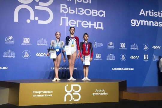 Yulia Bedina de Alatyr se tornou a vencedora das competições de ginástica artística de toda a Rússia