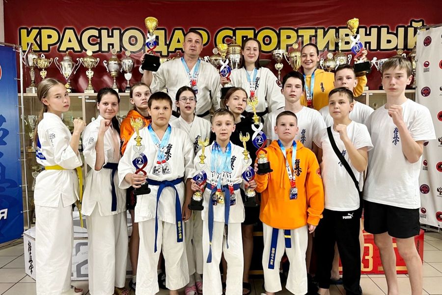 Сборная Чувашии по киокушин выиграли медали Всероссийских соревнований