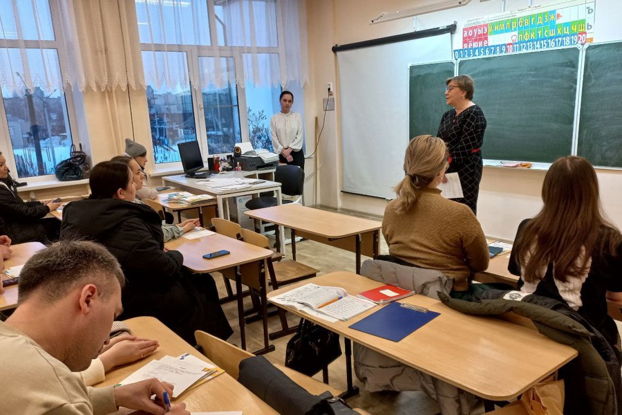 «Родителям о стилях воспитания»: в спецбиблиотеке продолжаются родительские уроки