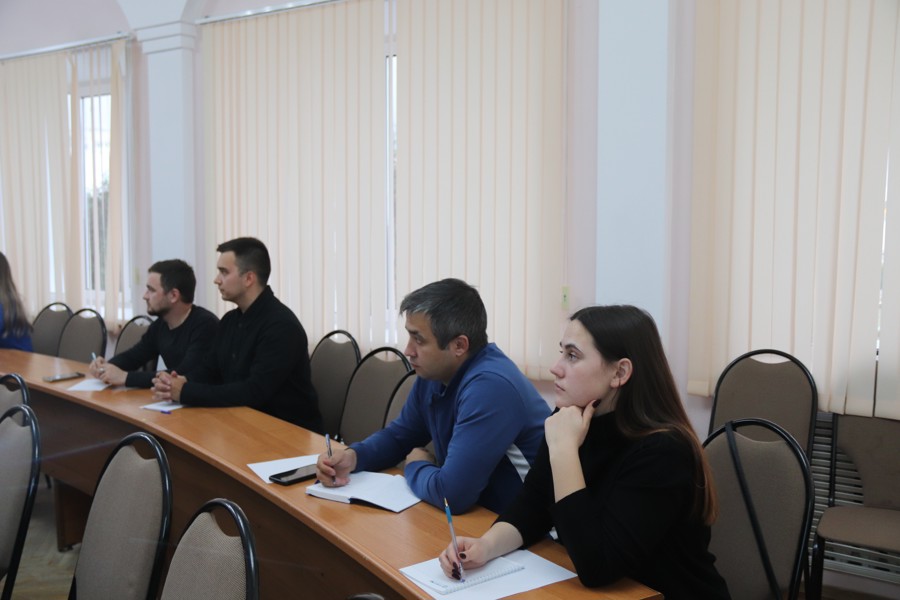 В администрации города Новочебоксарска состоялась встреча с активом работающей молодежи