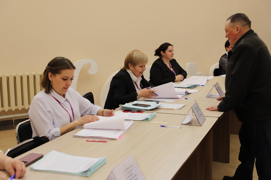 В Яльчикском муниципальном округе открылись все 32 избирательных участка